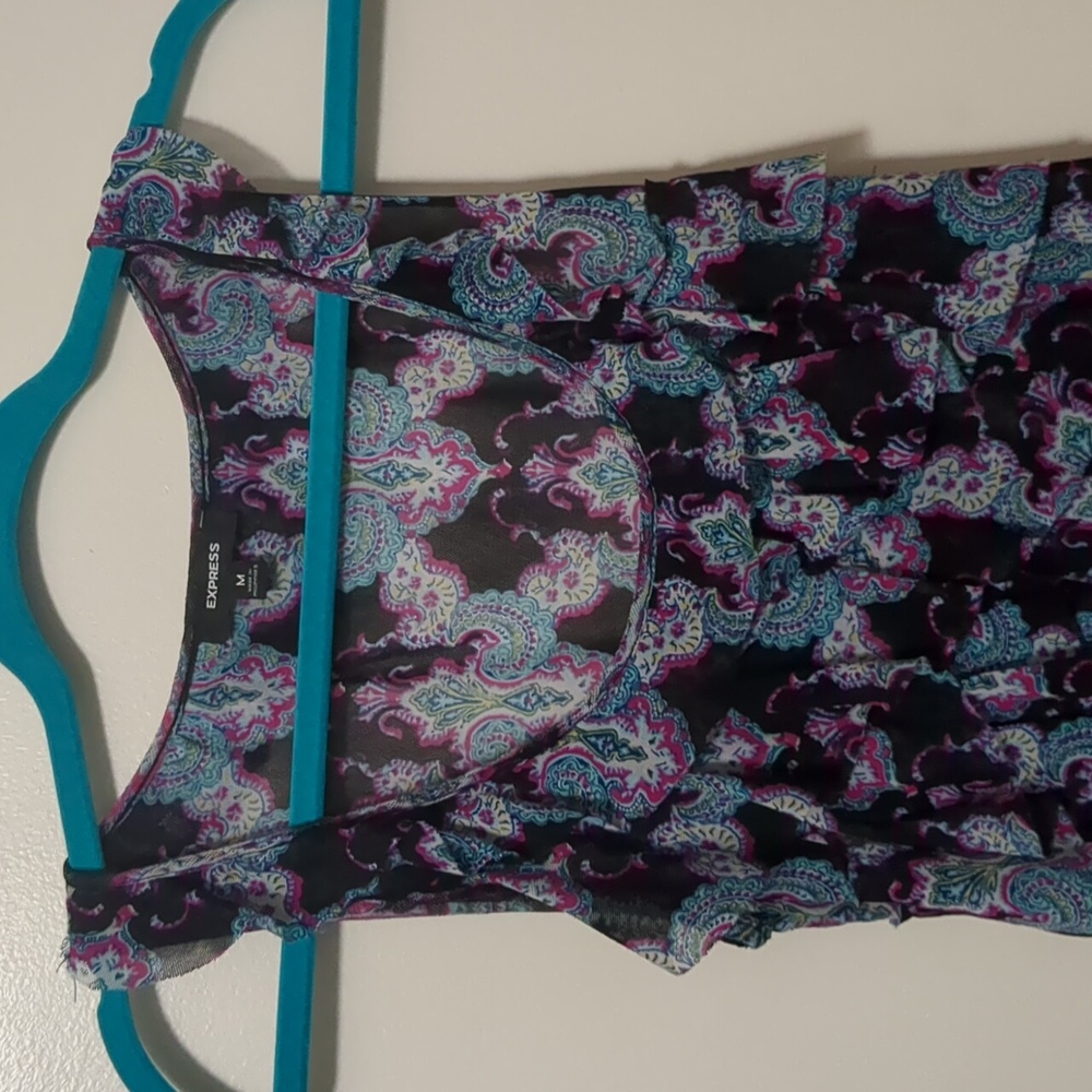 Express Top - Picture 3 of 7